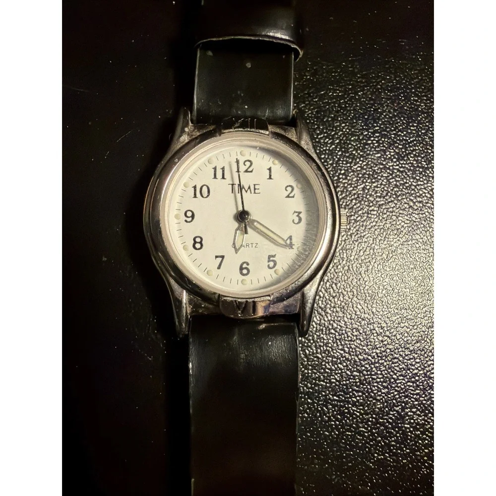 Works TIME Magazine Vintage Women's Watch New Battery Leather Band‎ 26mm Fit 7.5